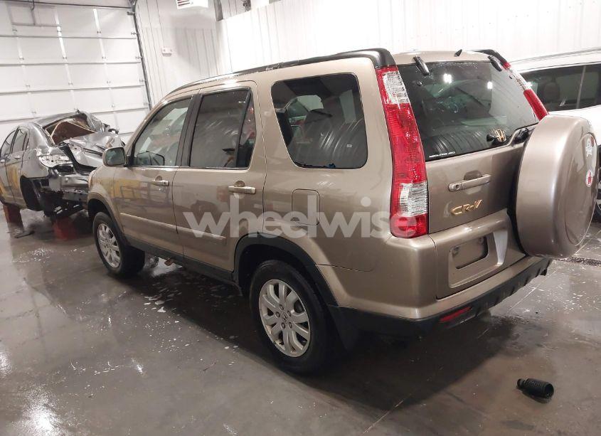 Photo 3 of 2005 Honda Cr-v SE (VIN JHLRD789X5C014990)