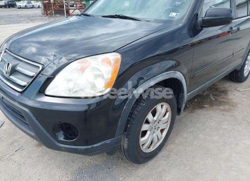 Photo 6 of 2005 Honda Cr-v SE (VIN JHLRD789X5C016481)