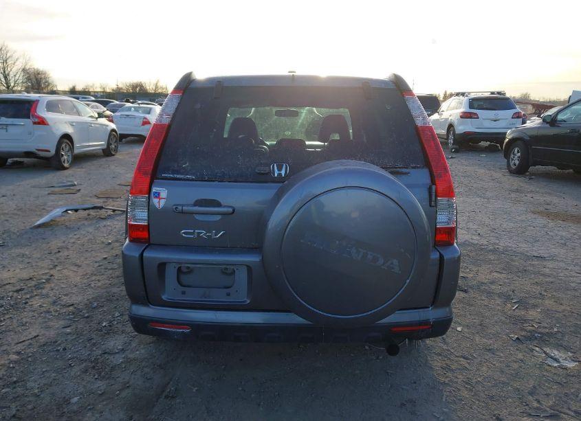 Photo 16 of 2005 Honda Cr-v SE (VIN JHLRD789X5C060433)