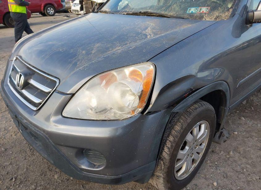 Photo 6 of 2005 Honda Cr-v SE (VIN JHLRD789X5C060433)