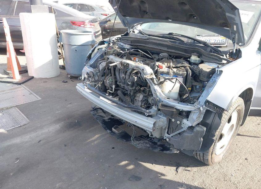 Photo 6 of 2011 Honda Cr-v LX (VIN JHLRE3H33BC007229)