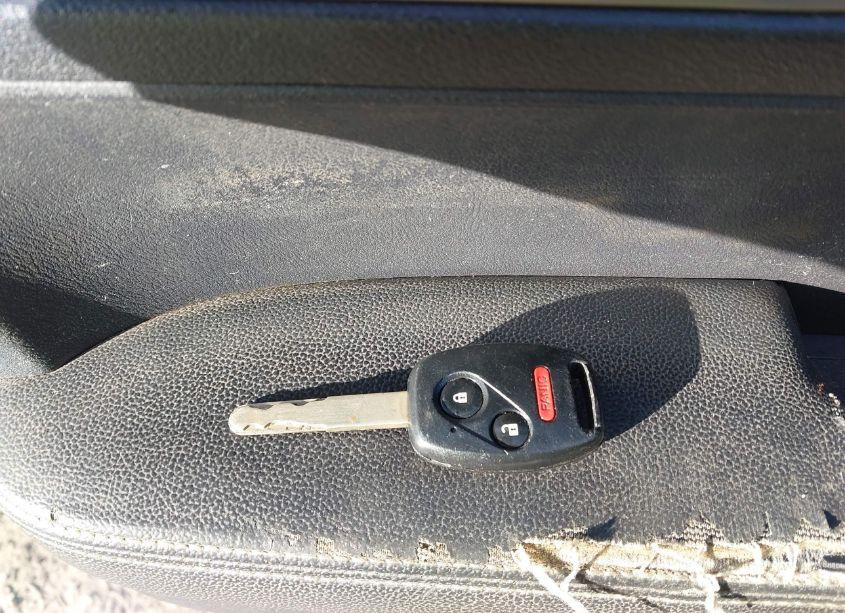 Photo 11 of 2010 Honda Cr-v EX-L (VIN JHLRE4H73AC011711)