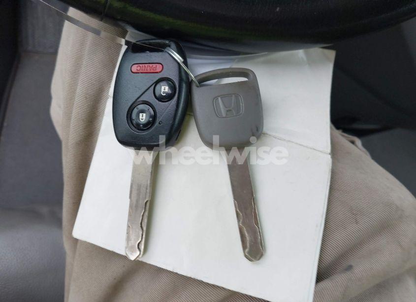 Photo 11 of 2010 Honda Cr-v EX-L (VIN JHLRE4H76AC010861)