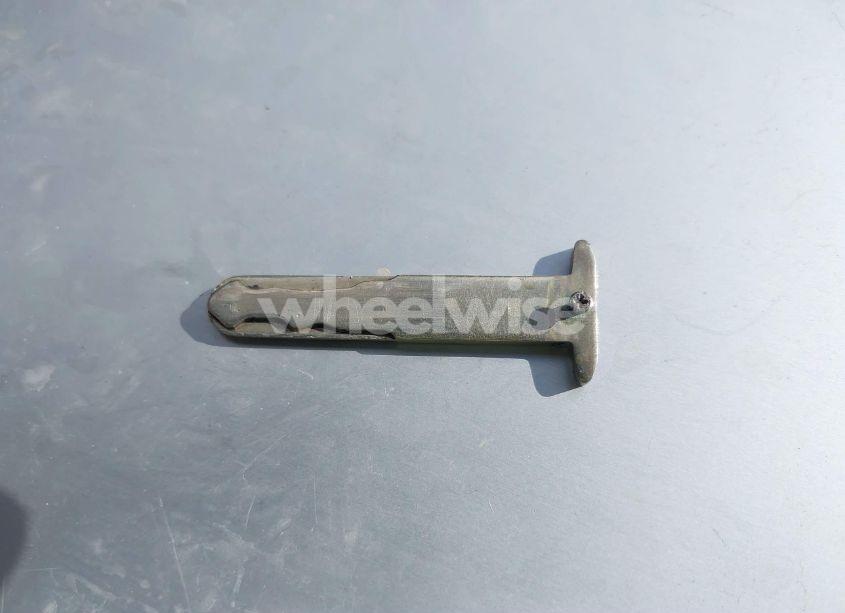 Photo 11 of 2010 Honda Cr-v EX-L (VIN JHLRE4H79AC012863)