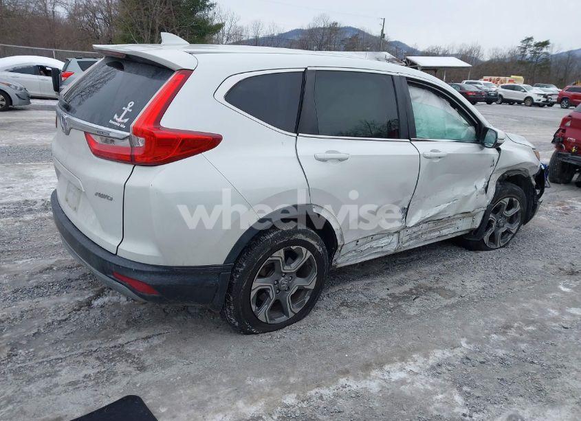 Photo 4 of 2019 Honda Cr-v EX (VIN JHLRW2H50KX017637)