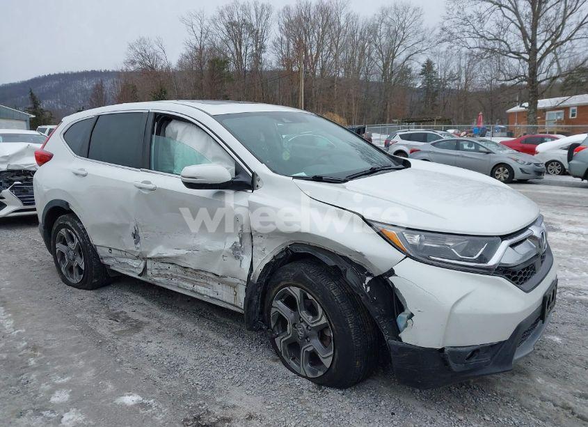 Photo 6 of 2019 Honda Cr-v EX (VIN JHLRW2H50KX017637)