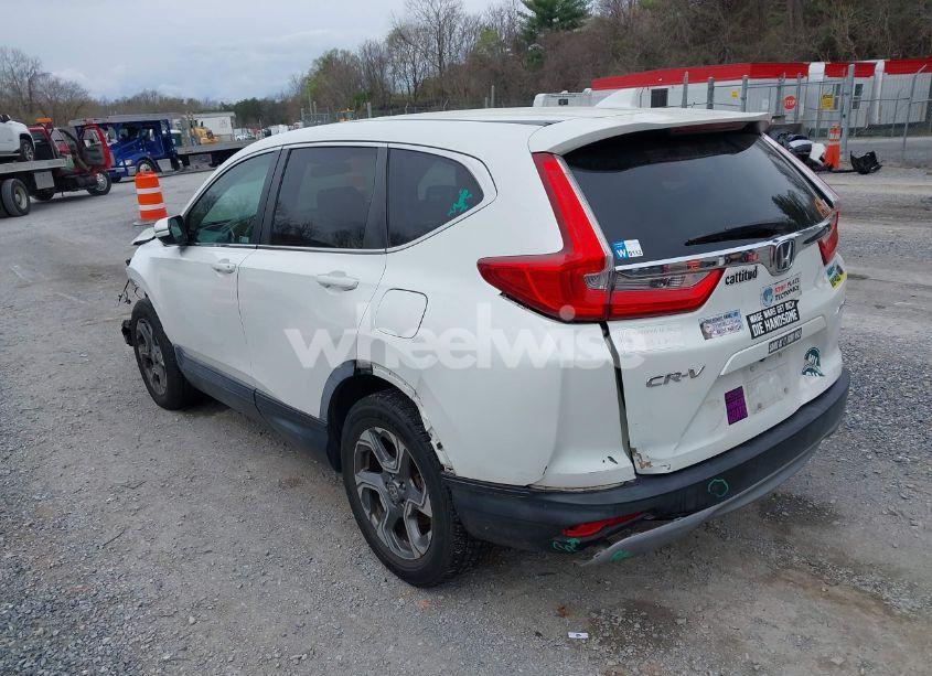 Photo 3 of 2019 Honda Cr-v EX (VIN JHLRW2H57KX018719)