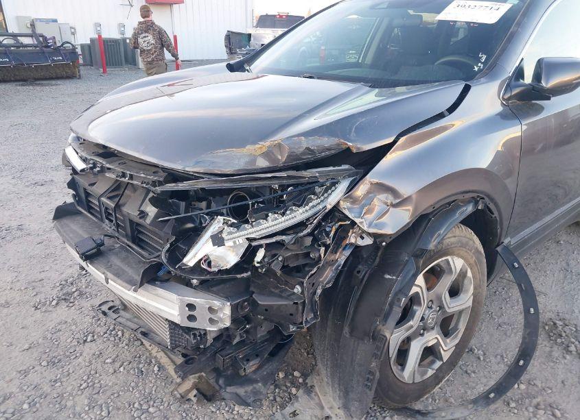 Photo 6 of 2019 Honda Cr-v EX (VIN JHLRW2H59KX017295)