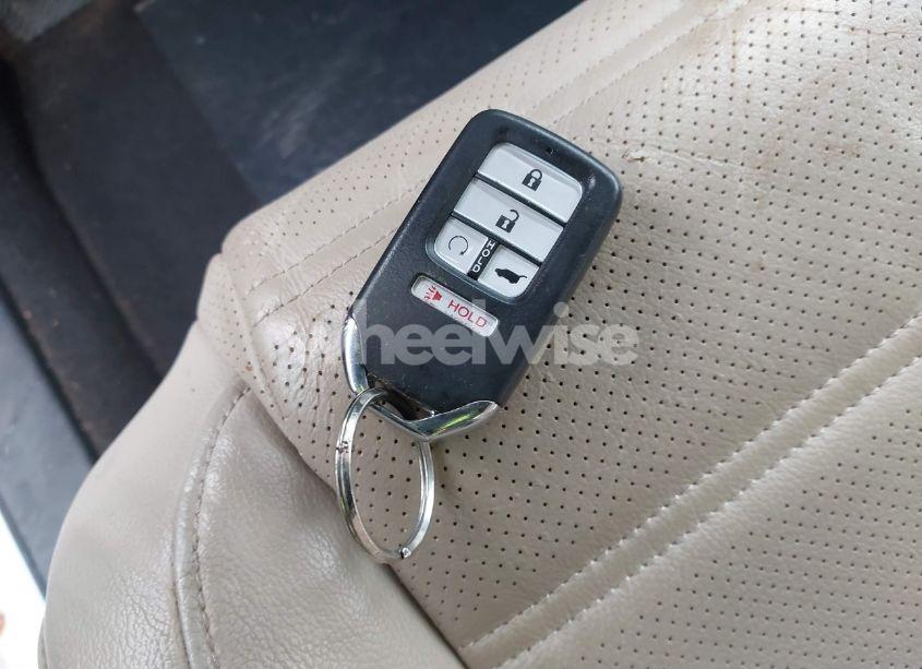 Photo 11 of 2019 Honda Cr-v EX-L (VIN JHLRW2H86KX018270)