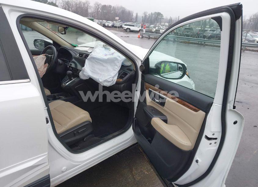 Photo 5 of 2019 Honda Cr-v EX-L (VIN JHLRW2H86KX018270)