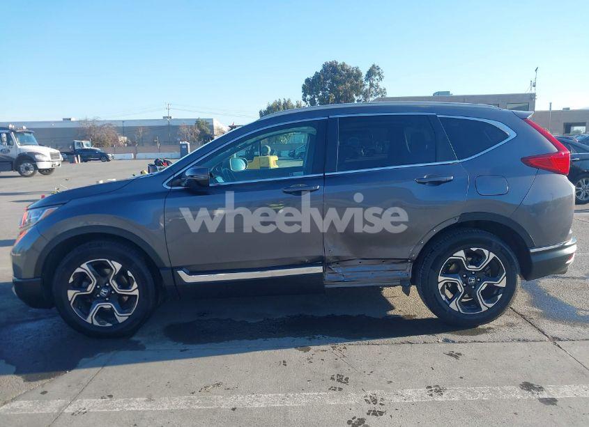 Photo 14 of 2019 Honda Cr-v TOURING (VIN JHLRW2H95KX008791)