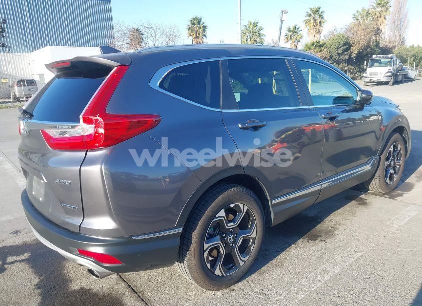 Photo 4 of 2019 Honda Cr-v TOURING (VIN JHLRW2H95KX008791)