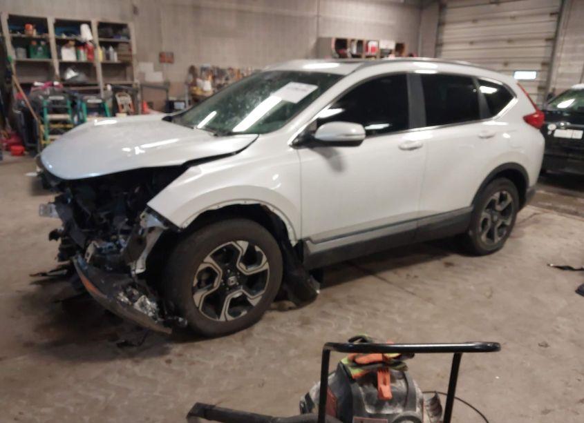 Photo 2 of 2019 Honda Cr-v TOURING (VIN JHLRW2H96KX005348)