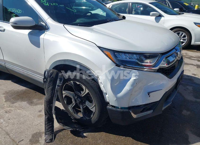 Photo 6 of 2019 Honda Cr-v TOURING (VIN JHLRW2H98KX003911)