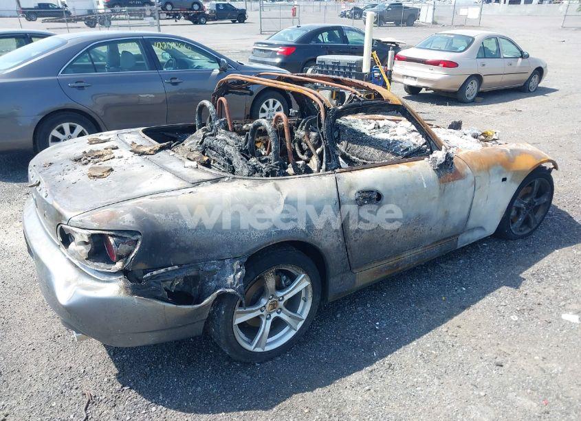 Photo 4 of 2008 Honda S2000 (VIN JHMAP21498S001434)