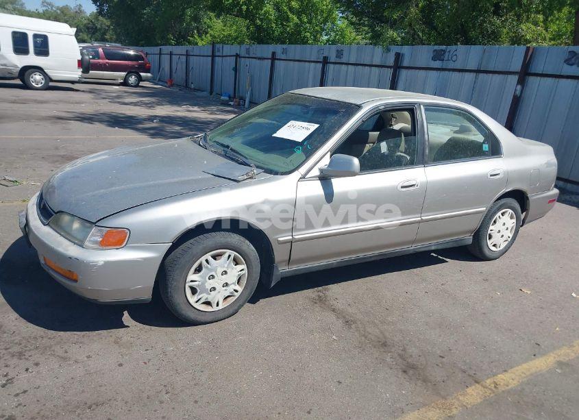 Photo 2 of 1986 Honda Accord LXI (VIN JHMBA7446GC103247)