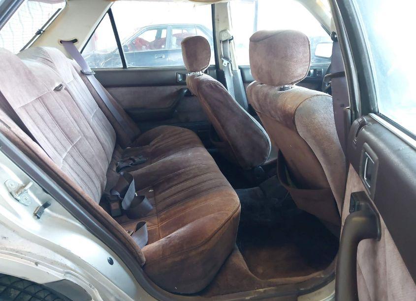 Photo 8 of 1987 Honda Accord LXI (VIN JHMCA5544HC061170)