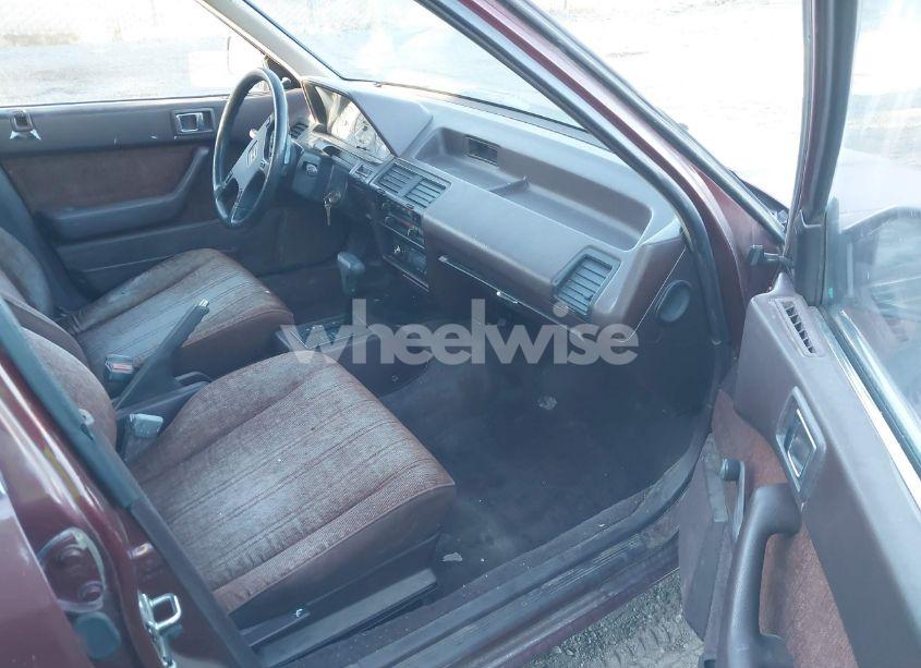 Photo 5 of 1989 Honda Accord DX (VIN JHMCA5629KC090782)