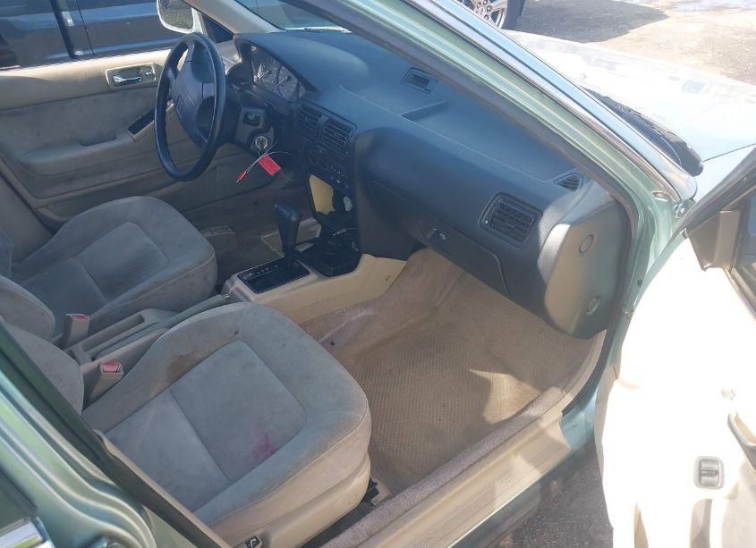 Photo 5 of 1992 Honda Accord LX/EX (VIN JHMCB7650NC021924)