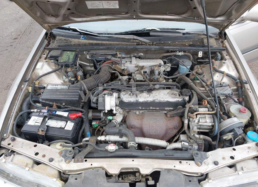 Photo 10 of 1993 Honda Accord LX (VIN JHMCB7650PC050732)