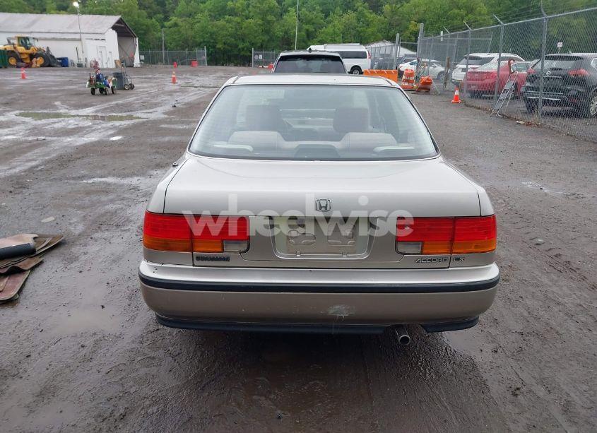 Photo 16 of 1993 Honda Accord LX (VIN JHMCB7650PC050732)