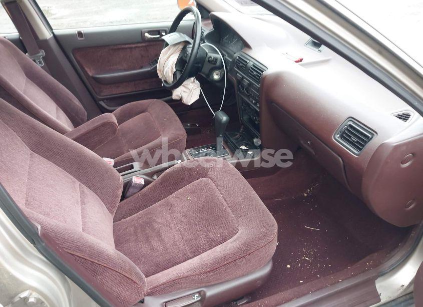 Photo 5 of 1993 Honda Accord LX (VIN JHMCB7650PC050732)