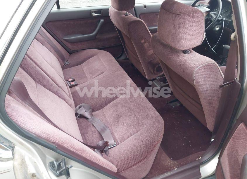 Photo 8 of 1993 Honda Accord LX (VIN JHMCB7650PC050732)