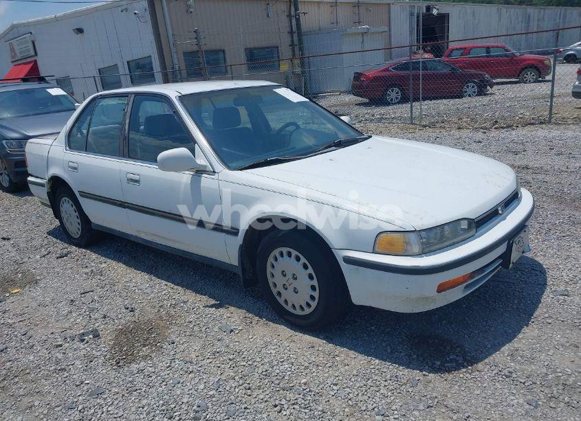 1993 Honda Accord LX (VIN JHMCB7653PC002464) main photo