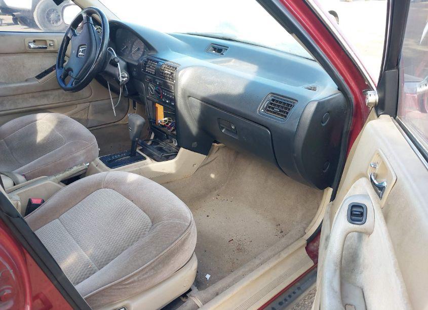 Photo 5 of 1990 Honda Accord LX/EX (VIN JHMCB7658LC025619)