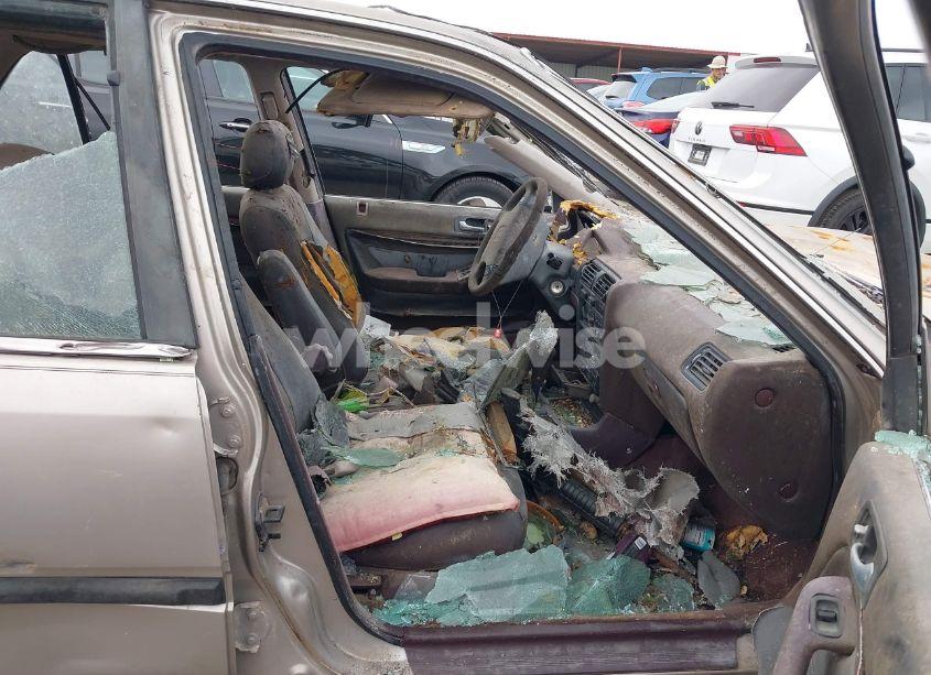 Photo 5 of 1993 Honda Accord EX (VIN JHMCB7672PC058624)