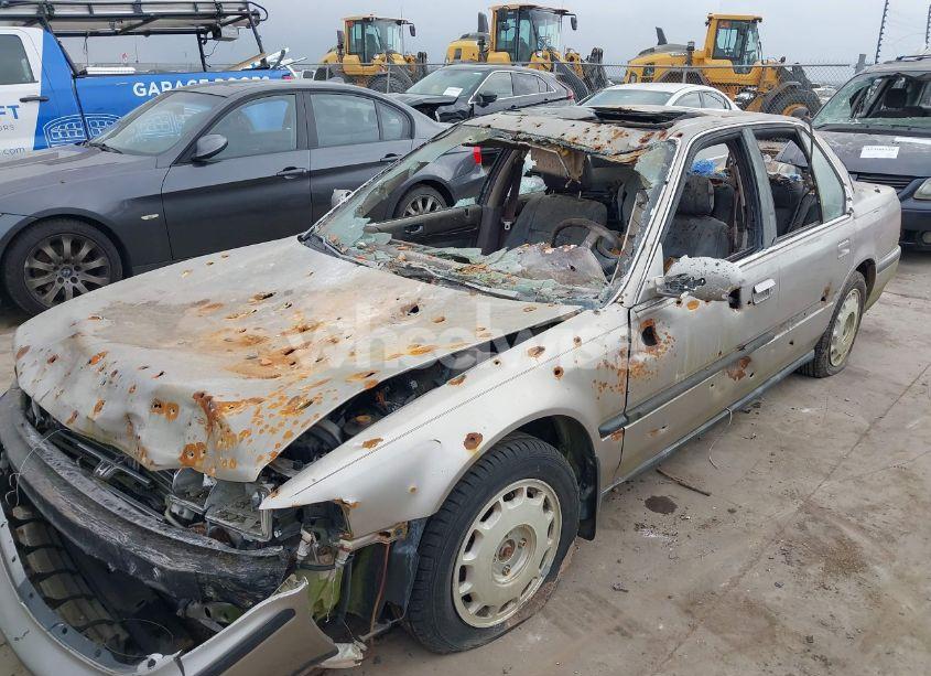 Photo 6 of 1993 Honda Accord EX (VIN JHMCB7672PC058624)