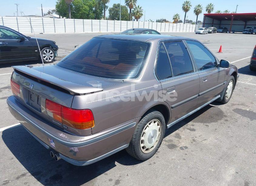 Photo 4 of 1992 Honda Accord EX/EX-R (VIN JHMCB7676NC016583)