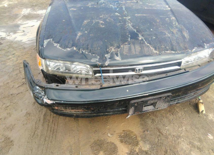 Photo 6 of 1993 Honda Accord SE (VIN JHMCB7686PC030883)