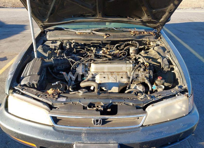 Photo 10 of 1997 Honda Accord LX (VIN JHMCD5631VC021783)