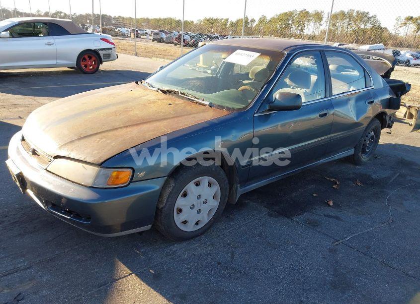 Photo 2 of 1997 Honda Accord LX (VIN JHMCD5631VC021783)
