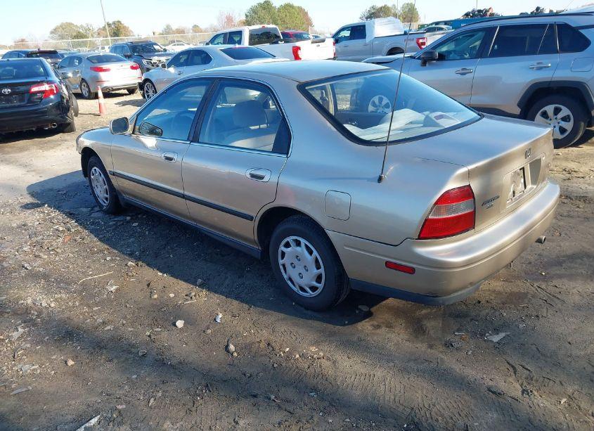 Photo 3 of 1994 Honda Accord LX (VIN JHMCD5634RC119096)