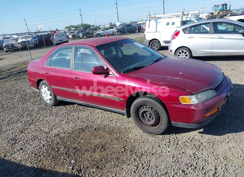 1995 Honda Accord LX (VIN JHMCD5634SC060105) main photo