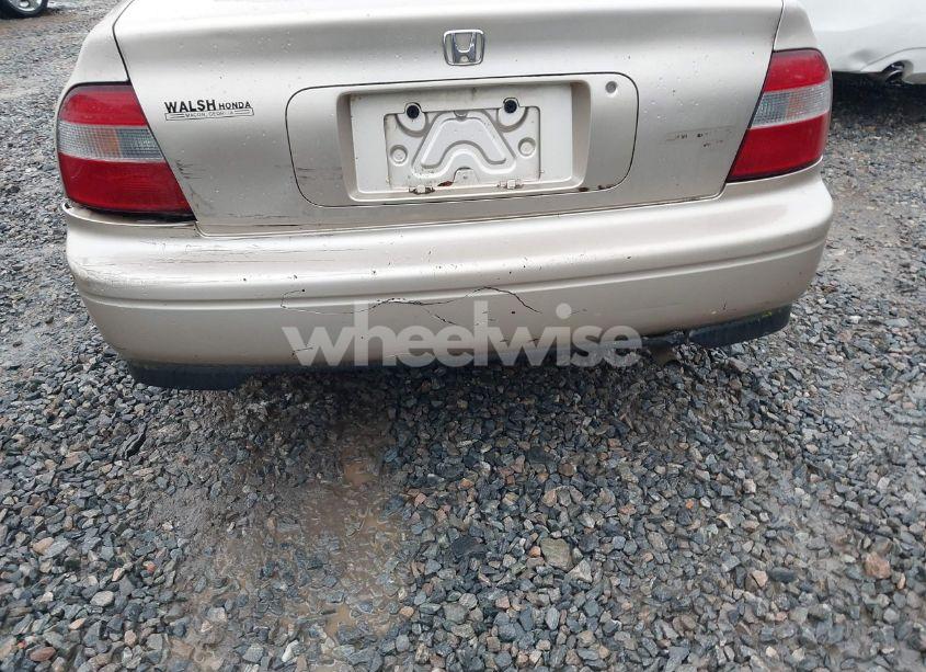 Photo 11 of 1995 Honda Accord LX (VIN JHMCD5635SC050795)