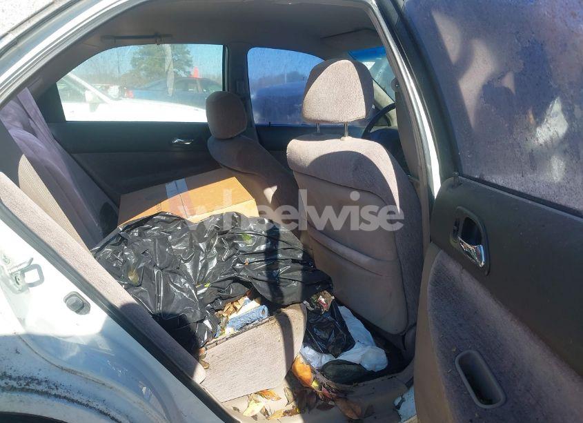 Photo 8 of 1994 Honda Accord LX (VIN JHMCD5636RC015760)