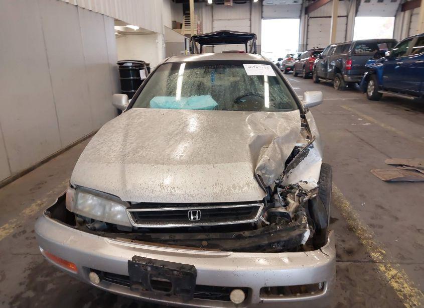 Photo 12 of 1997 Honda Accord LX (VIN JHMCD5637VC016250)