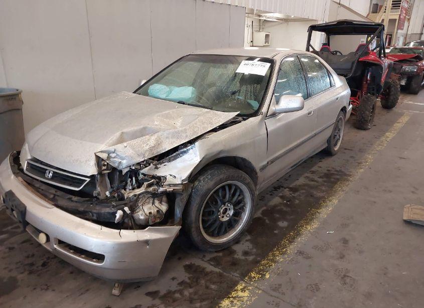 Photo 2 of 1997 Honda Accord LX (VIN JHMCD5637VC016250)