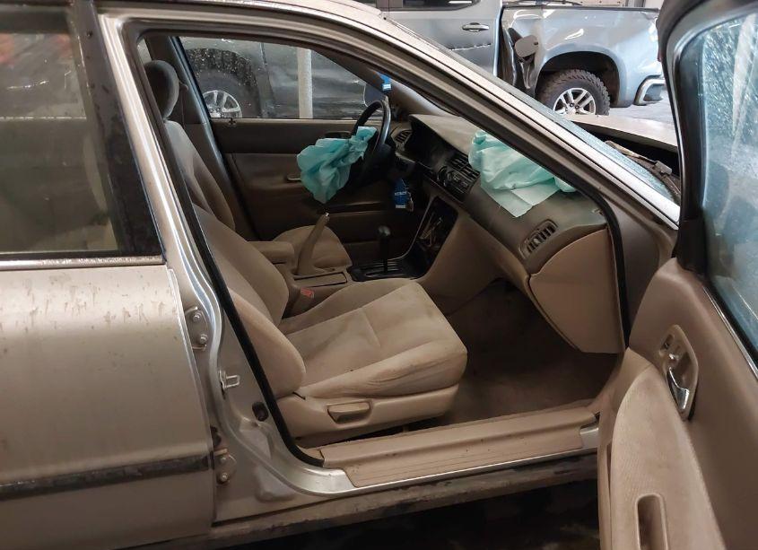 Photo 5 of 1997 Honda Accord LX (VIN JHMCD5637VC016250)