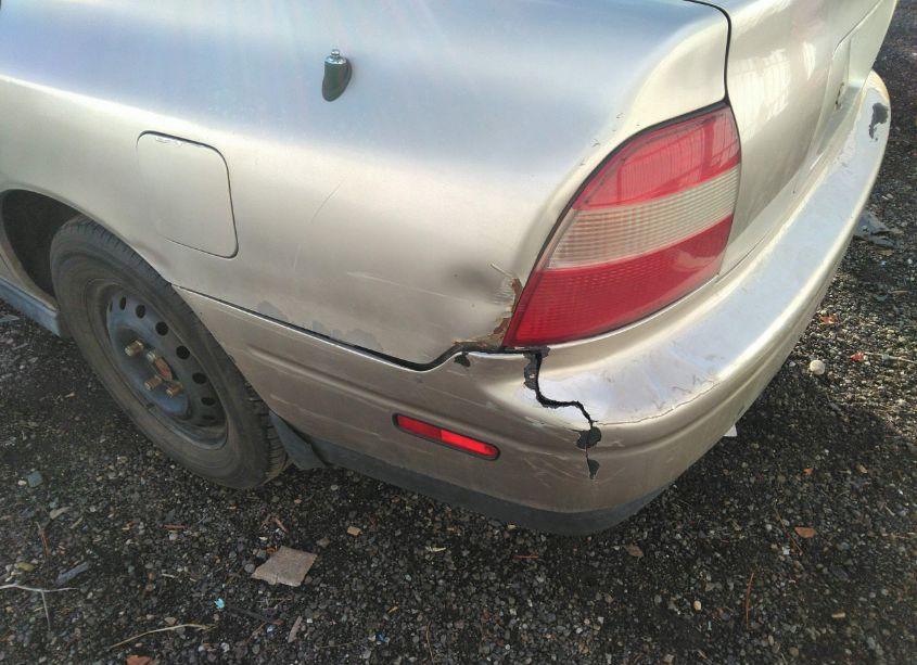 Photo 6 of 1994 Honda Accord LX (VIN JHMCD5641RC034810)