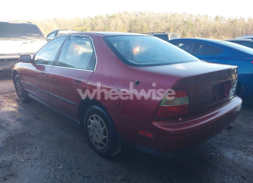 Photo 3 of 1994 Honda Accord LX (VIN JHMCD5648RC013730)