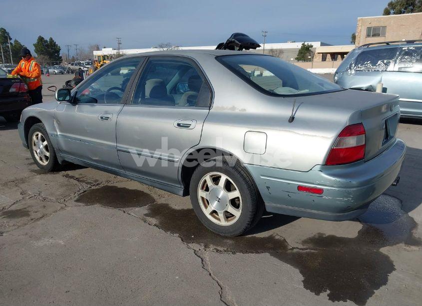 Photo 3 of 1994 Honda Accord EX (VIN JHMCD5653RC097576)