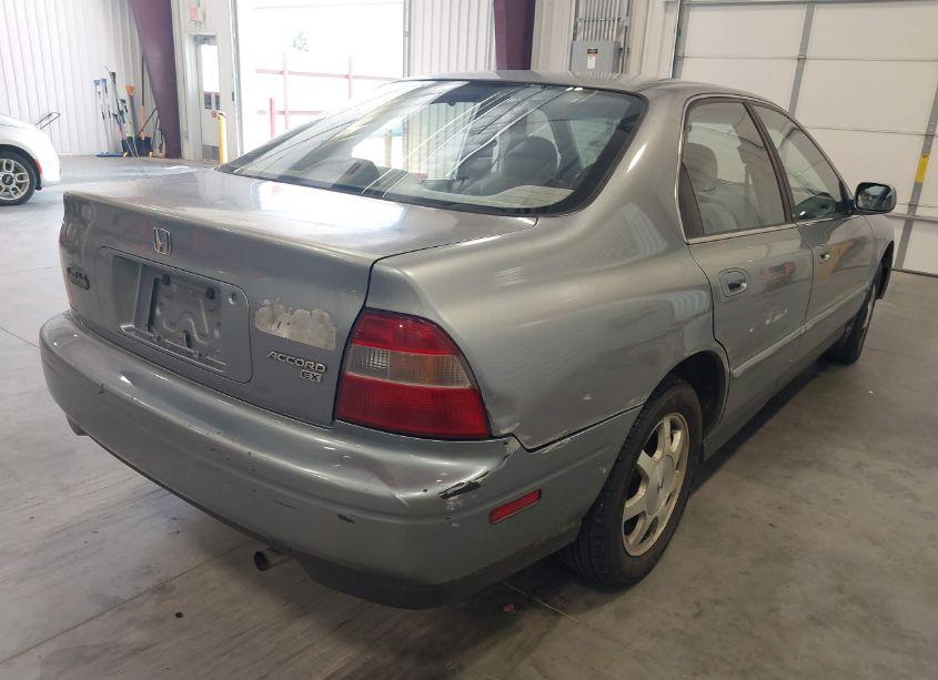Photo 4 of 1994 Honda Accord EX (VIN JHMCD5656RC089813)