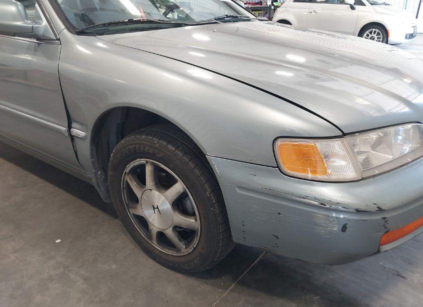 Photo 6 of 1994 Honda Accord EX (VIN JHMCD5656RC089813)