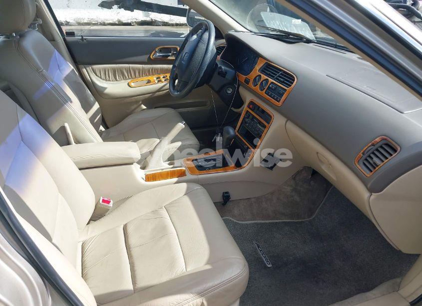 Photo 5 of 1994 Honda Accord EX (VIN JHMCD565XRC084419)