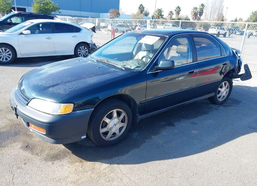 Photo 2 of 1994 Honda Accord EX (VIN JHMCD566XRC031731)