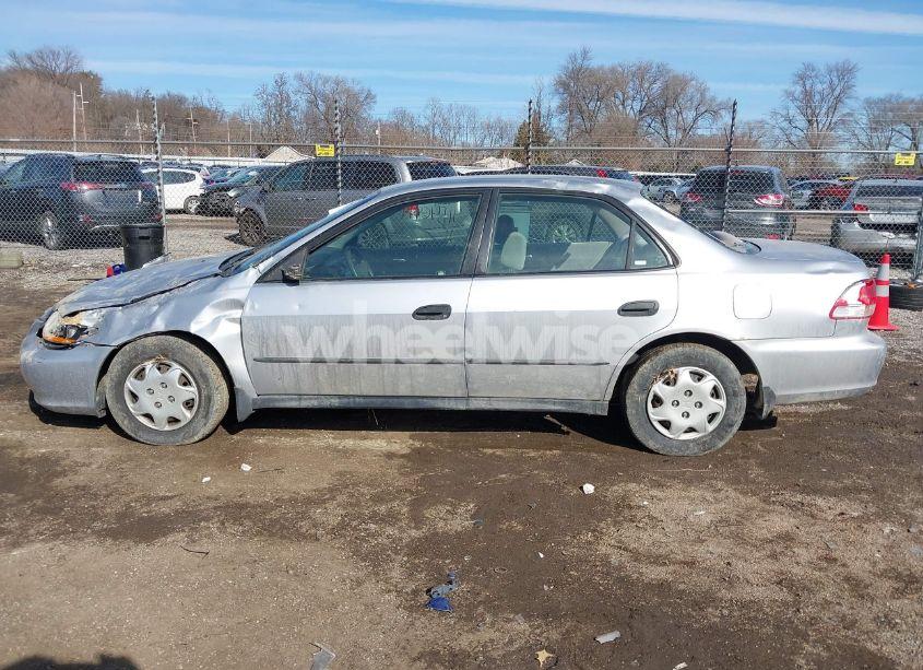 Photo 14 of 2001 Honda Accord 2.3 DX (VIN JHMCF85451C000211)